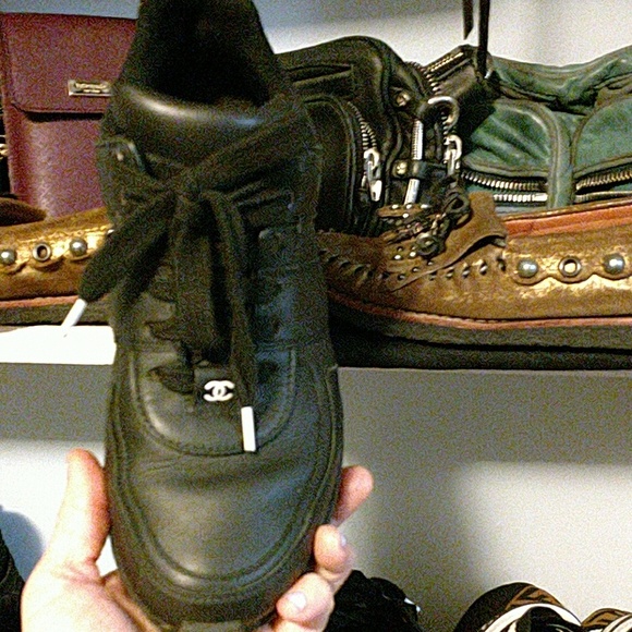 Chanel sneakers - Picture 2 of 3